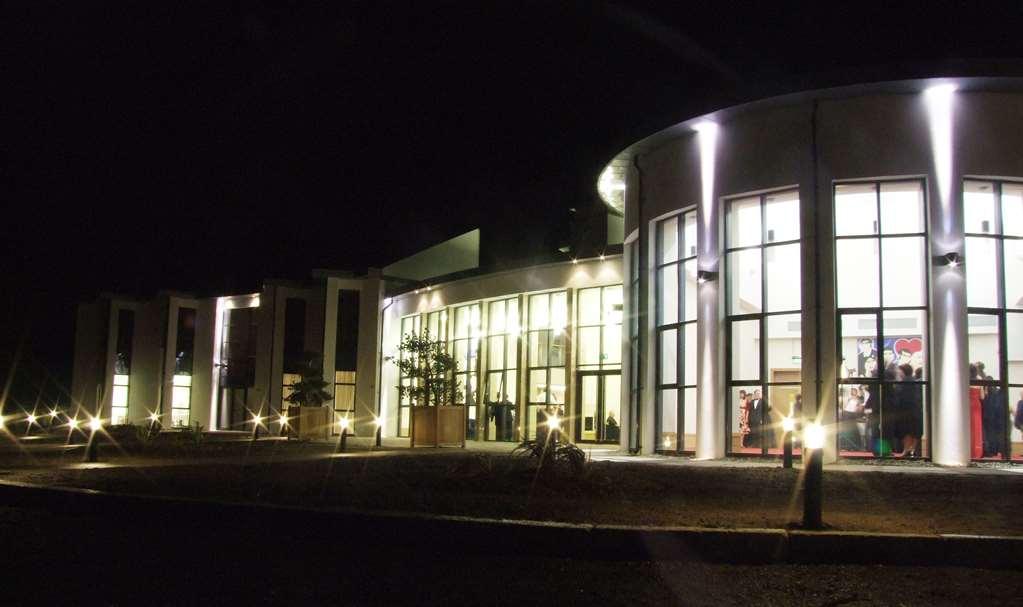 La Mon Hotel & Country Club Castlereagh Dış mekan fotoğraf