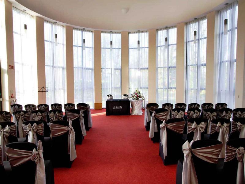 La Mon Hotel & Country Club Castlereagh Dış mekan fotoğraf