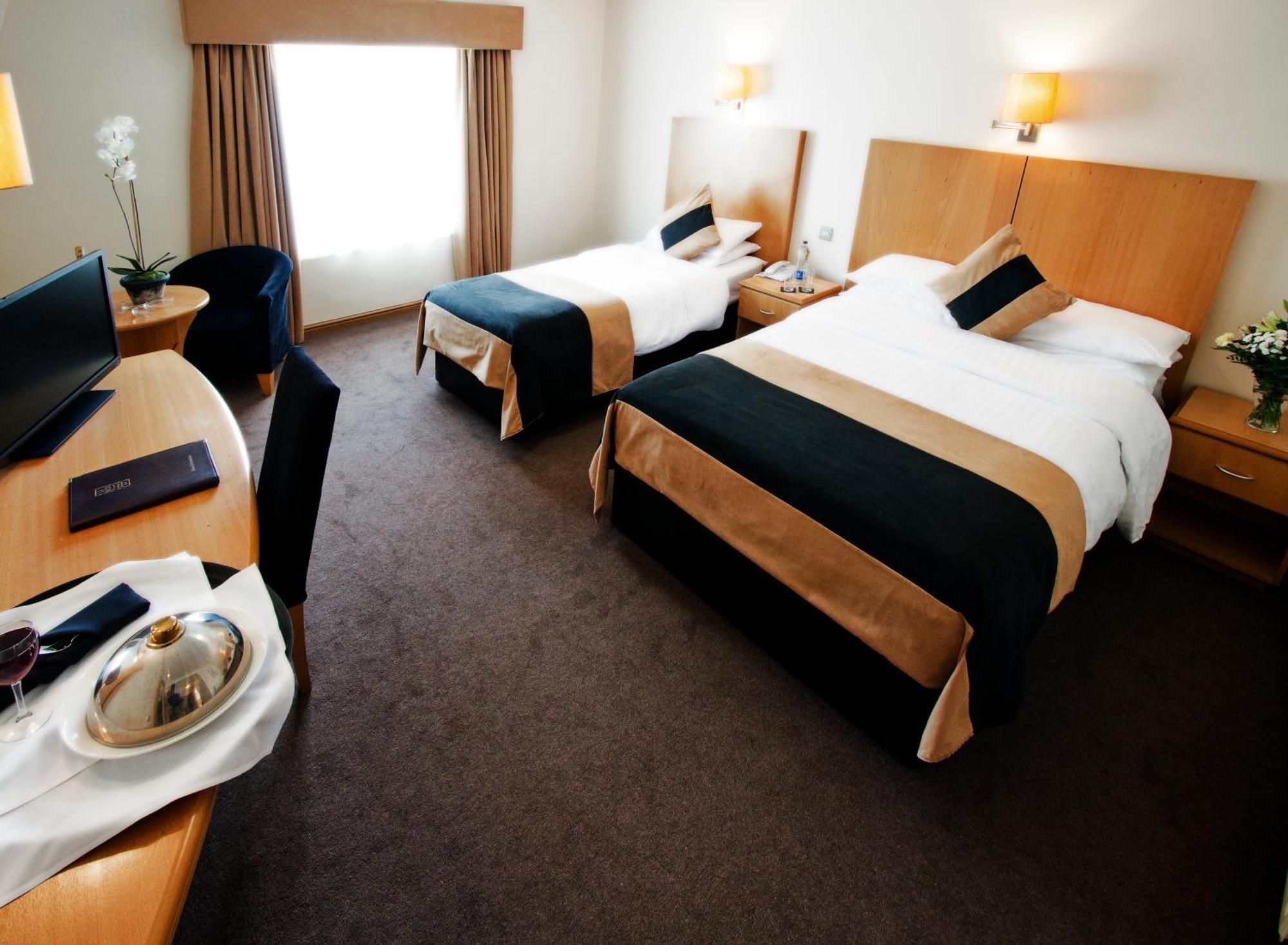 La Mon Hotel & Country Club Castlereagh Dış mekan fotoğraf