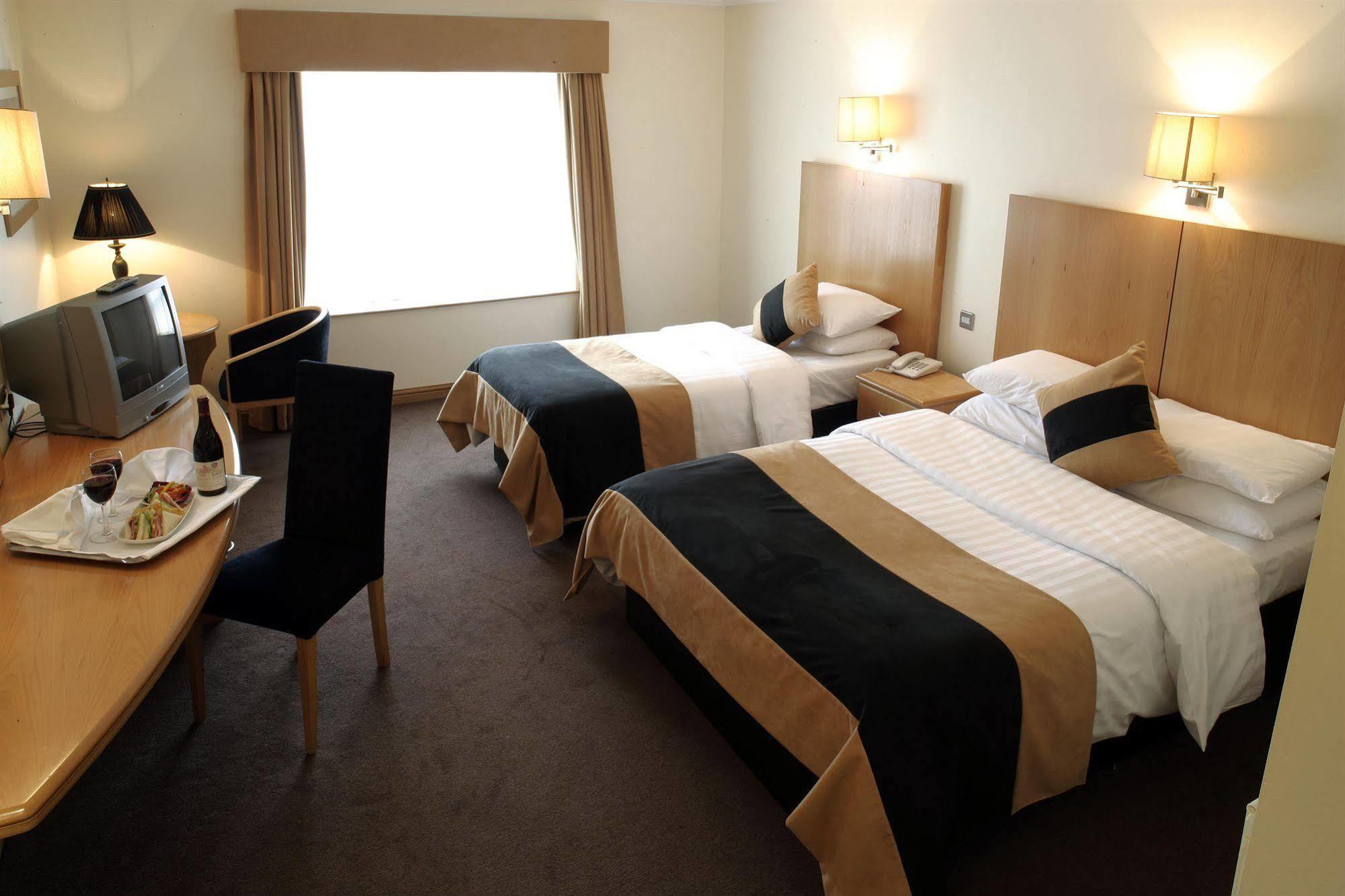La Mon Hotel & Country Club Castlereagh Oda fotoğraf