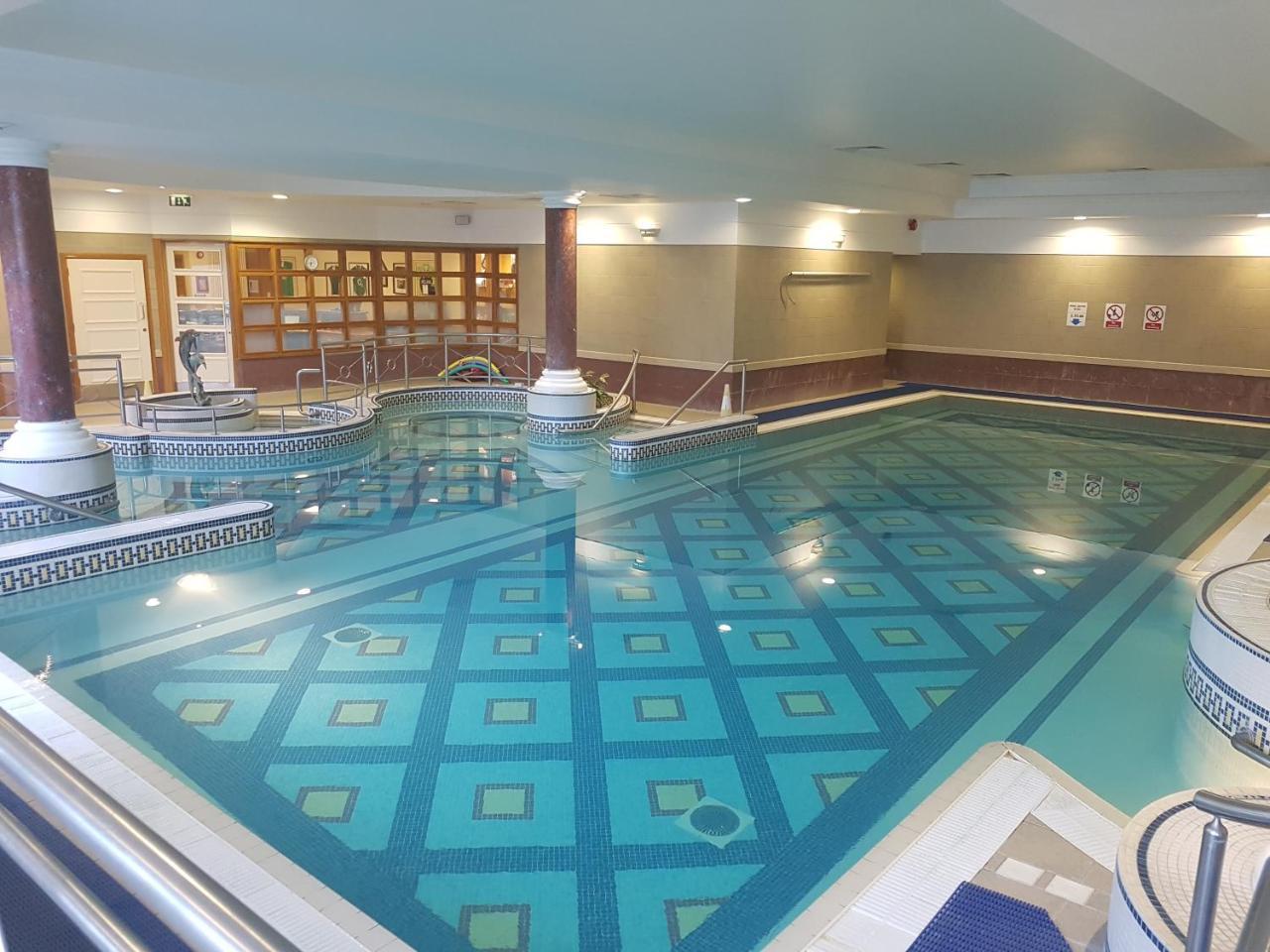 La Mon Hotel & Country Club Castlereagh Dış mekan fotoğraf